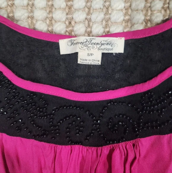 Y2K Forever 21 Fuchsia Dressy Sleeveless Babydoll Blouse with Black Beaded - Picture 3 of 6